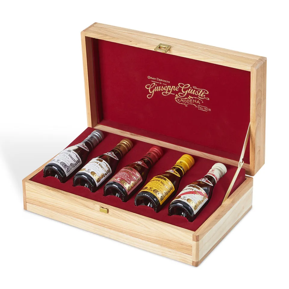 giusti-cofanetto-collezione-storica-5x100ml-balsamico-modena-igp image 1