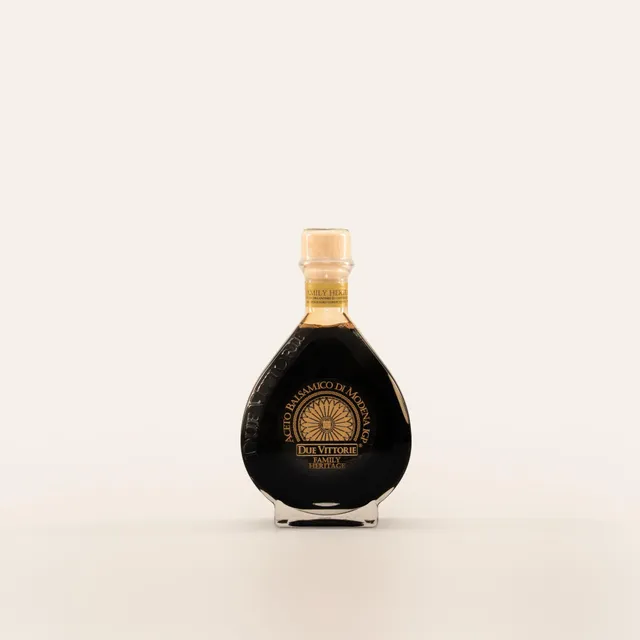 due-vittorie-collezione-maletti-aceto-balsamico-in-bottiglia-speciale image 1