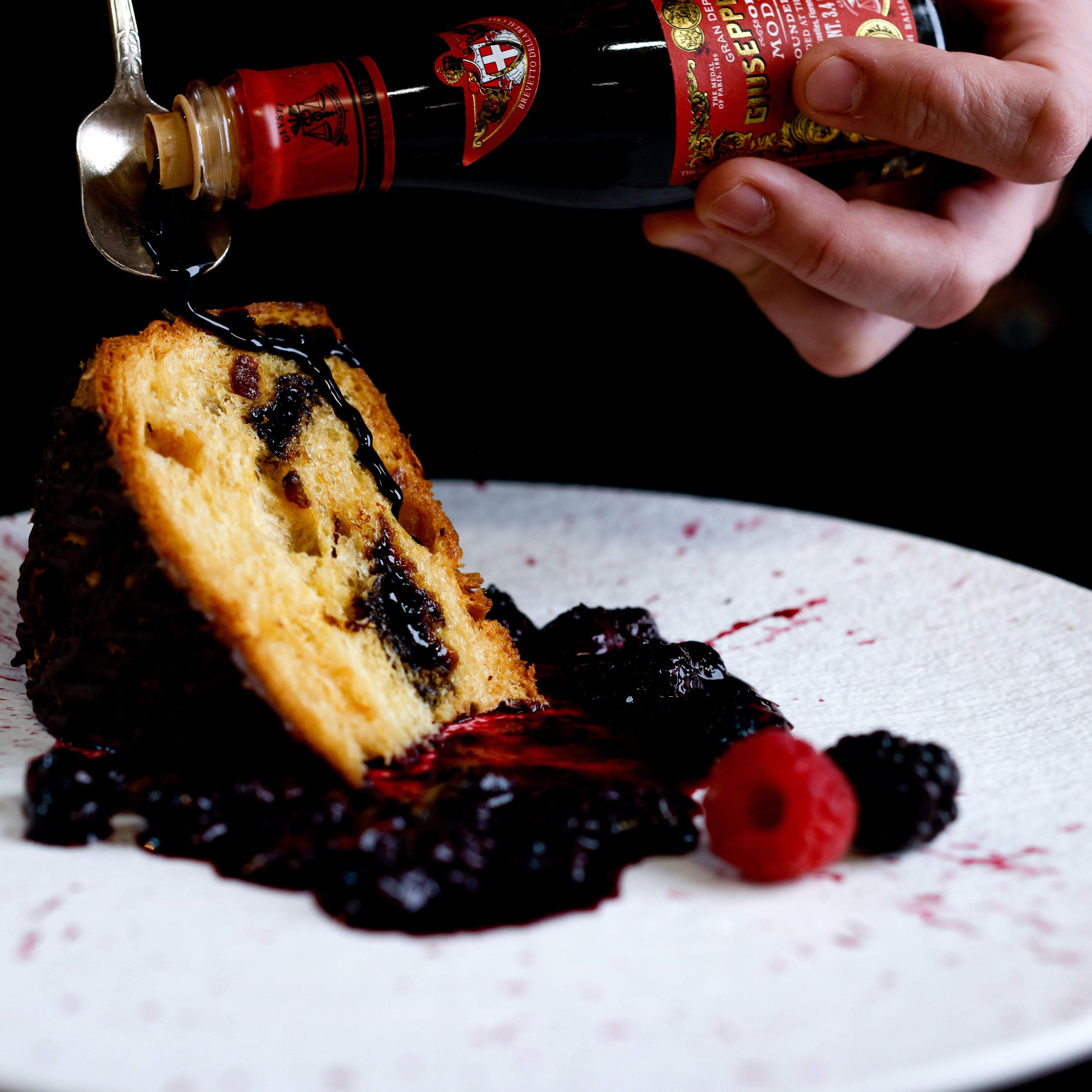 giusti-3-medaglie-d-oro-champagnottina-aceto-balsamico-di-modena-igp image 2