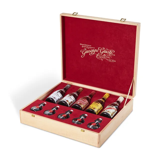 giusti-lo-scrigno-5x250ml-5x40ml-collezione-storica-igp-in-cofanetto-legno image 1