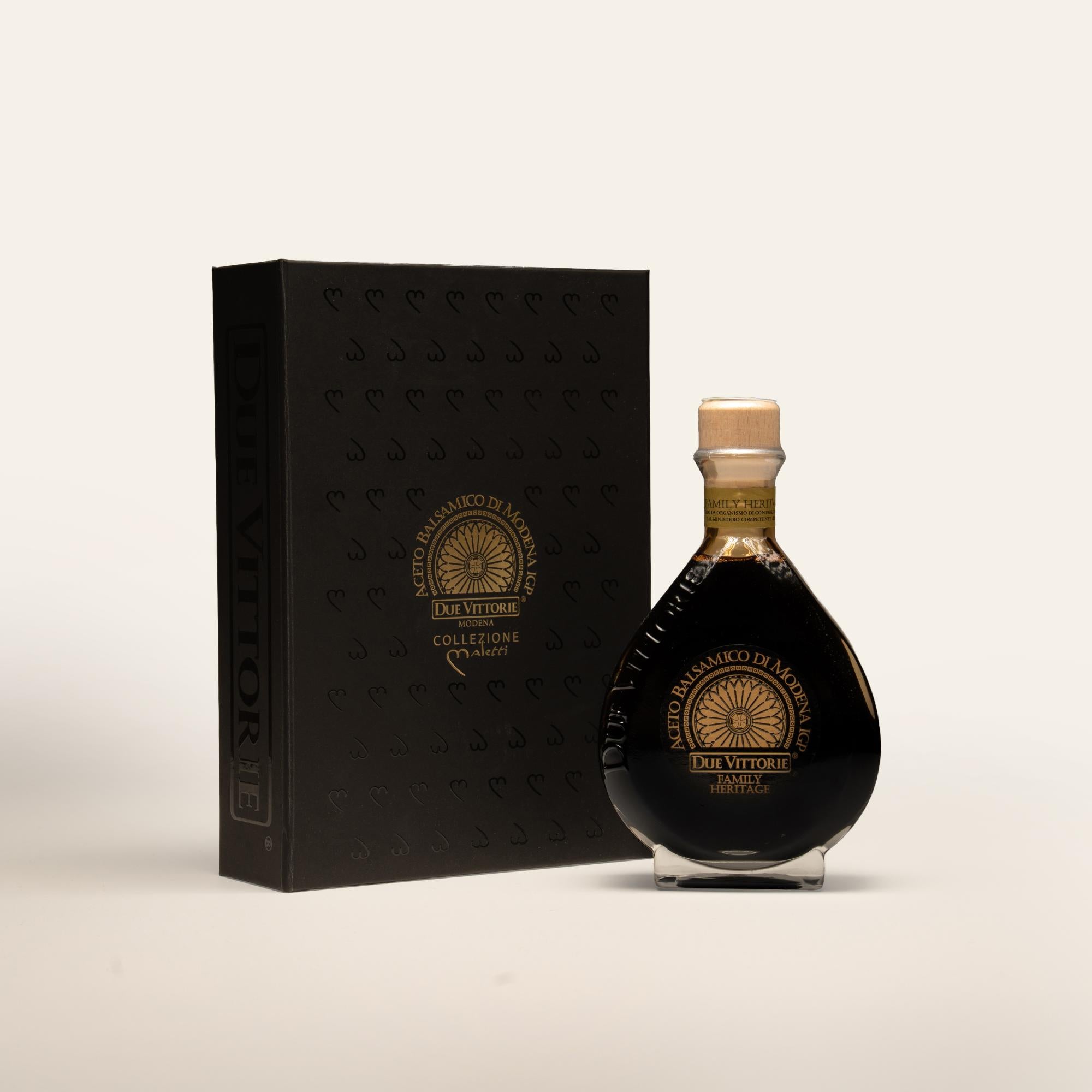 due-vittorie-collezione-maletti-aceto-balsamico-in-bottiglia-speciale image 2