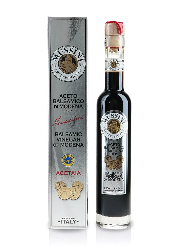 mussini-acetaia-4-medaglie-aceto-balsamico-di-modena-i-g-p image 1