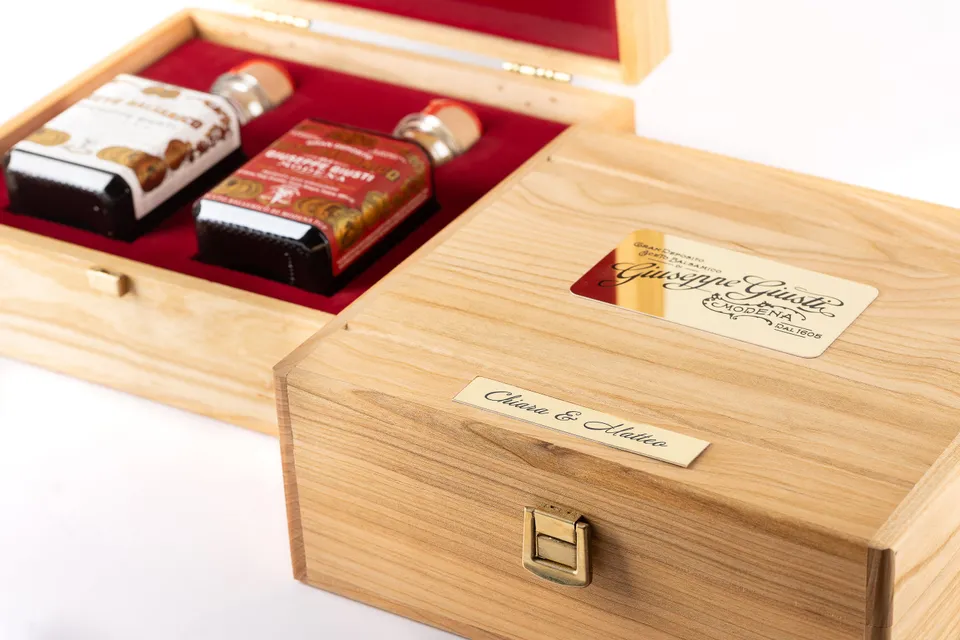 giusti-targhetta-incisa-personalizzata-placca-regalo image 1