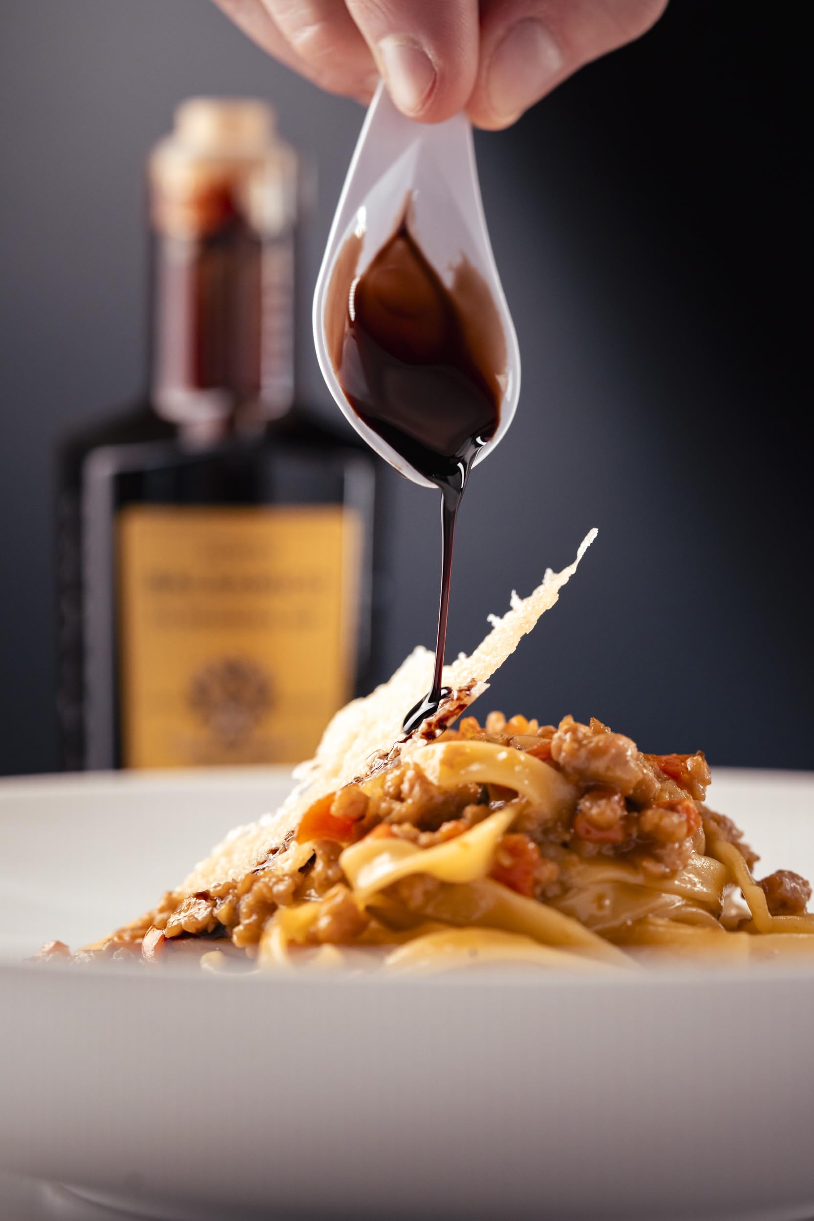 acetaia-malpighi-oro-aceto-balsamico-di-modena-igp-250-ml-senza-caramello-in-bar image 5