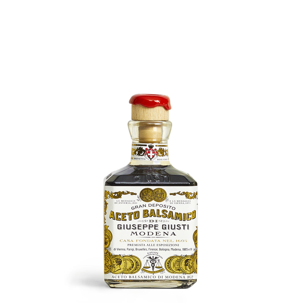 giusti-duetto-2-e-3-medaglie-d-oro-aceto-balsamico-di-modena-igp-cofanetto image 2