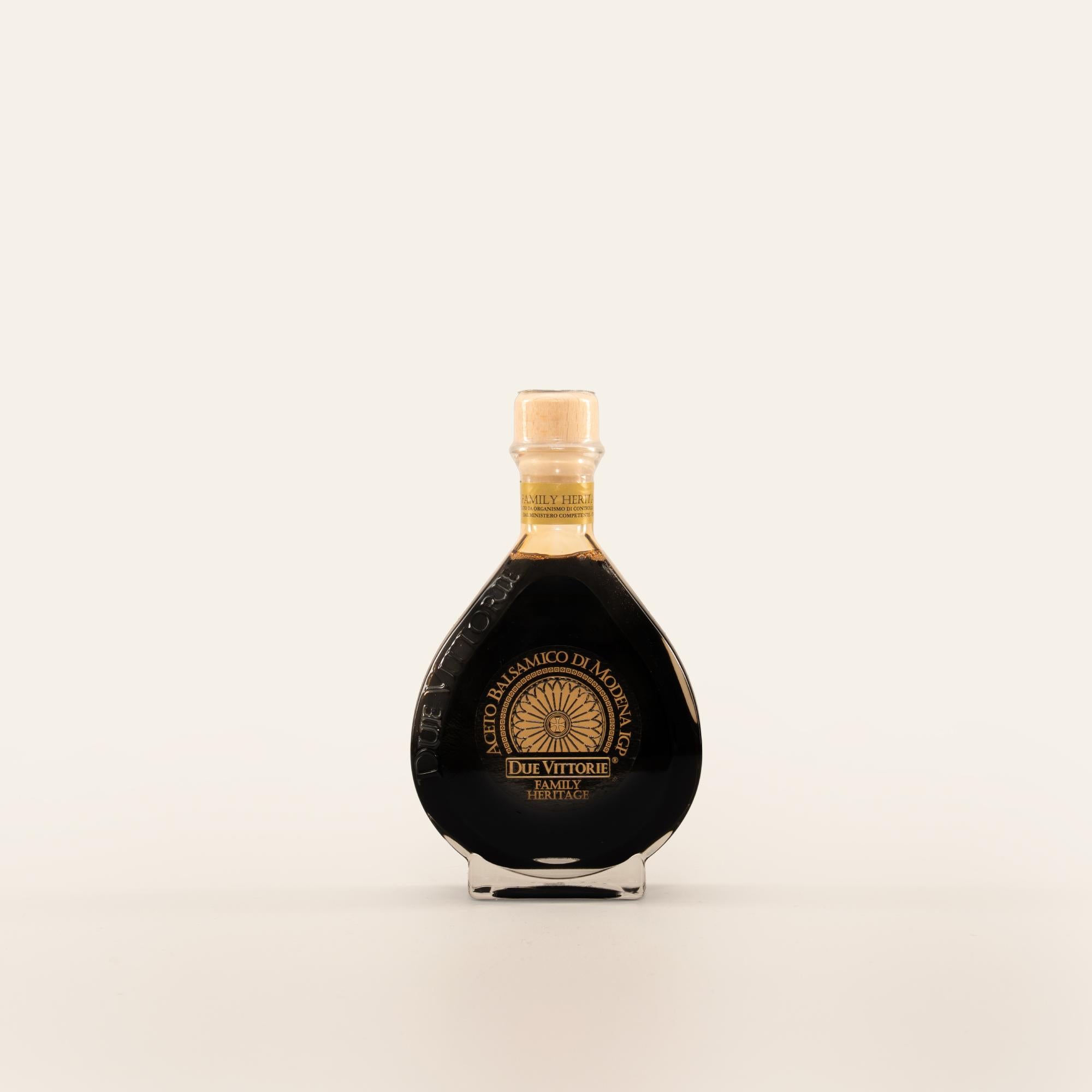 due-vittorie-collezione-maletti-aceto-balsamico-in-bottiglia-speciale image 1